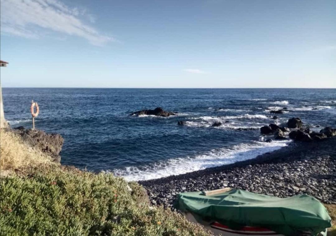 Blue Sea. Tony Frias. Las Eras. Arico - Tenerife. Arico el Nuevo Eksteriør billede
