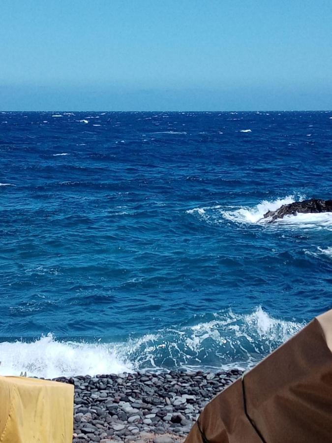 Blue Sea. Tony Frias. Las Eras. Arico - Tenerife. Arico el Nuevo Eksteriør billede